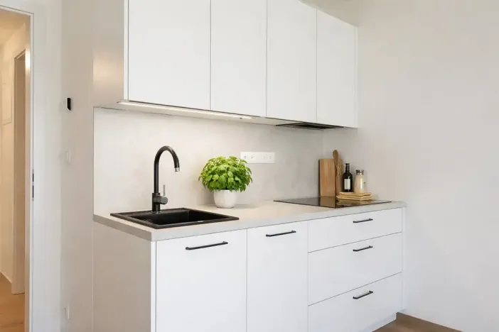 Pronájem bytu 1+kk, Praha - Hloubětín, Poděbradská, 32 m2