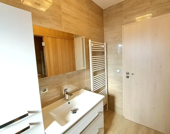 Prodej rodinného domu, Doubravy, 190 m2