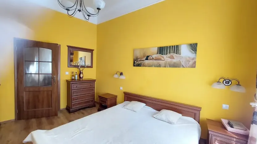 Prodej bytu 3+kk, Karlovy Vary, Kolmá, 81 m2