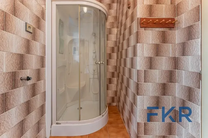 Prodej rodinného domu, Mlečice, 234 m2