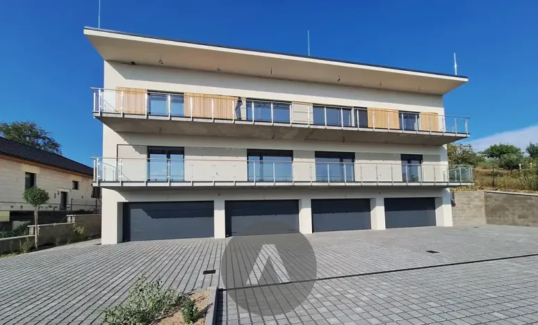 Prodej bytu 3+kk, Rašovice, 109 m2