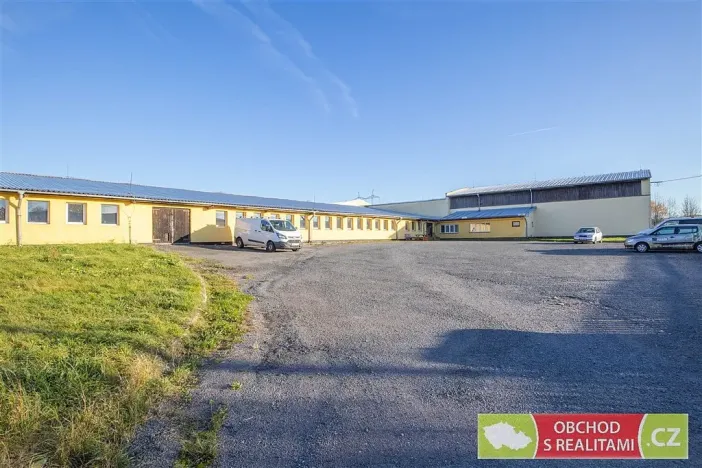 Pronájem komerční, Morašice, 350 m2