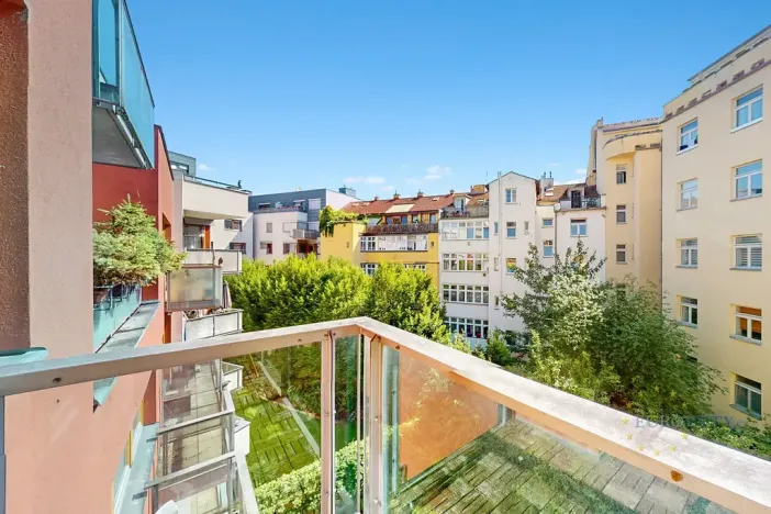 Pronájem bytu 4+kk, Praha - Podolí, Podolská, 133 m2