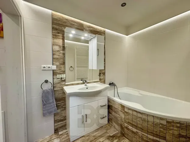 Pronájem bytu 3+kk, Brno, Helfertova, 80 m2