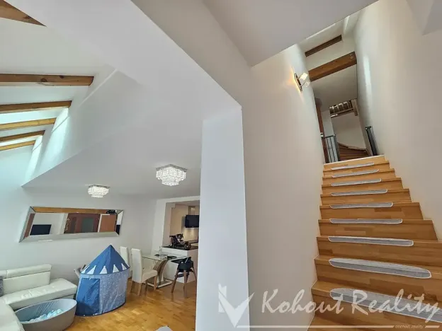 Prodej rodinného domu, Praha - Šeberov, K Šeberovu, 135 m2