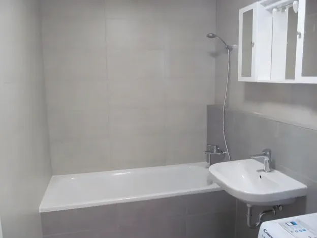 Pronájem kanceláře, Praha - Žižkov, Olgy Havlové, 71 m2