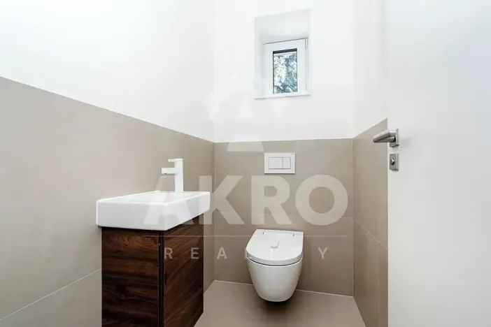 Prodej bytu 4+kk, Praha - Klánovice, Holekova, 158 m2
