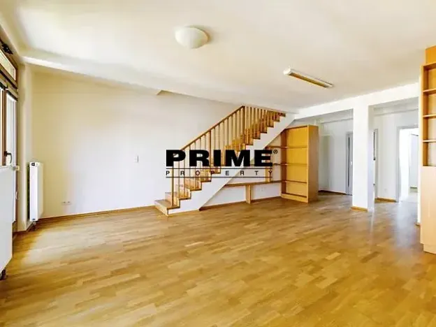 Pronájem kanceláře, Praha - Smíchov, Štefánikova, 147 m2