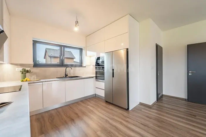 Prodej rodinného domu, Kornatice, 270 m2