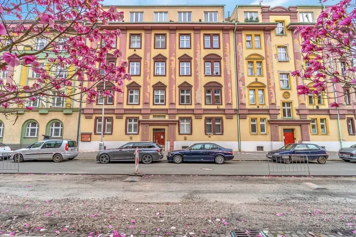 Pronájem bytu 2+kk, Hradec Králové, Mánesova, 59 m2