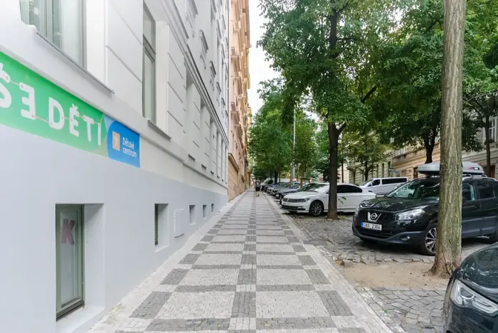 Prodej obchodního prostoru, Praha - Žižkov, Žižkovo náměstí, 113 m2