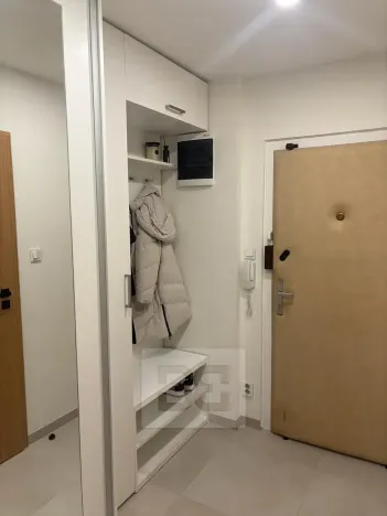 Pronájem bytu 2+kk, Praha - Háje, Tatarkova, 43 m2