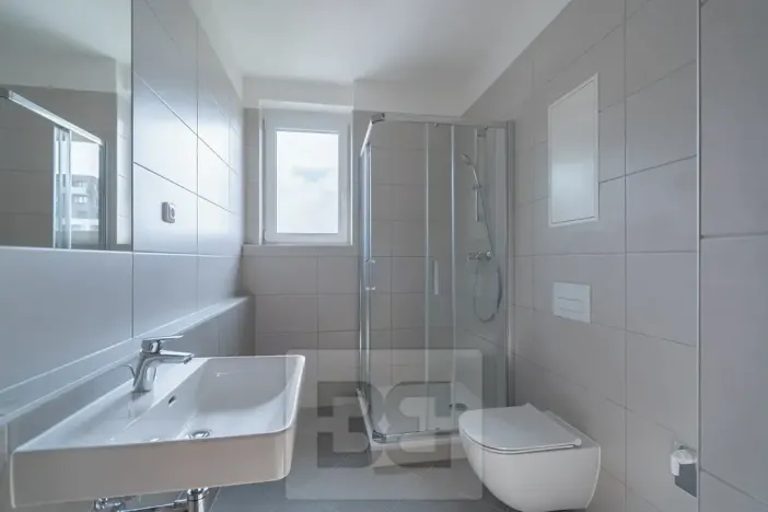 Pronájem bytu 1+kk, Praha - Dolní Měcholupy, Honzíkova, 34 m2