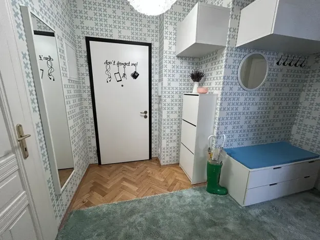 Prodej bytu 2+kk, Praha - Holešovice, Pplk. Sochora, 59 m2