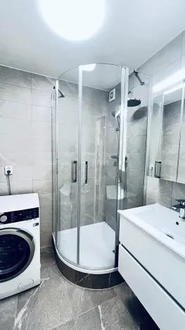 Pronájem bytu 3+1, Praha - Kobylisy, Chotovická, 84 m2