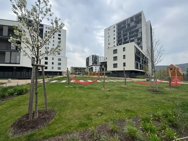 Pronájem bytu 2+kk, Praha, Mezi vodami, 55 m2