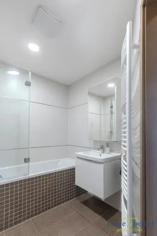 Pronájem bytu 3+kk, Praha - Holešovice, V háji, 74 m2