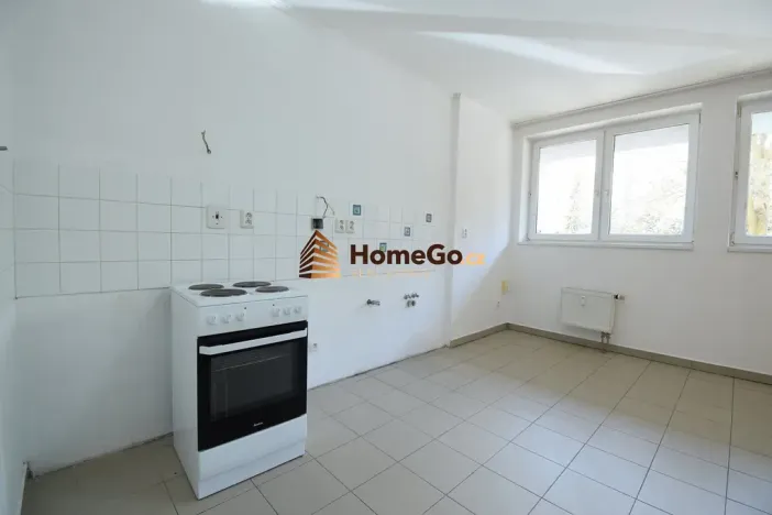 Pronájem bytu 1+kk, Praha - Troja, K Haltýři, 50 m2