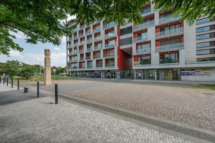 Pronájem bytu 1+kk, Praha - Vinohrady, Korunní, 47 m2