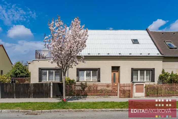 Prodej rodinného domu, Šternberk, Komenského, 68 m2