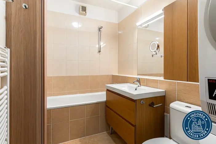 Prodej bytu 2+kk, Praha - Vysočany, Kabešova, 53 m2