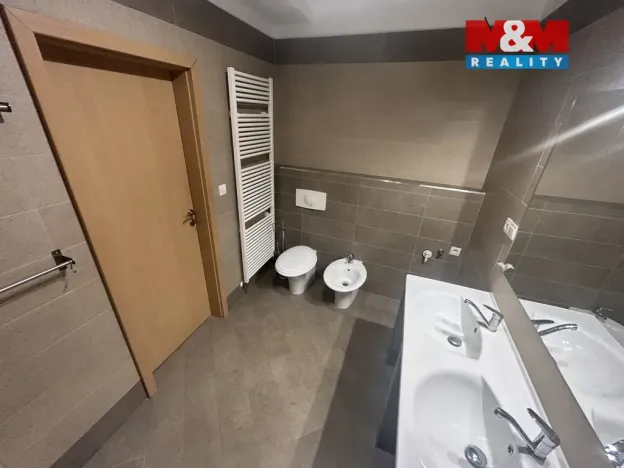 Pronájem bytu 2+kk, Ústí nad Labem - Klíše, Na Vlnovce, 51 m2