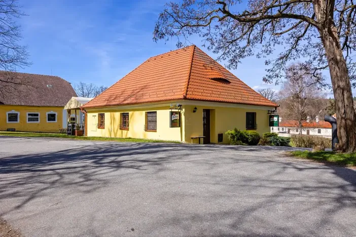 Prodej restaurace, Netolice, 176 m2