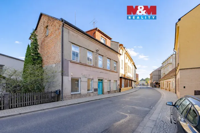 Prodej komerční nemovitosti, Hronov, Jiráskova, 49 m2