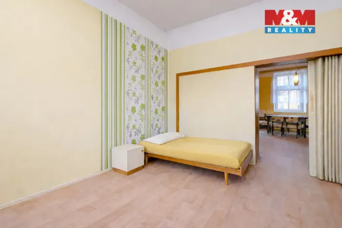 Prodej komerční nemovitosti, Hronov, Jiráskova, 49 m2