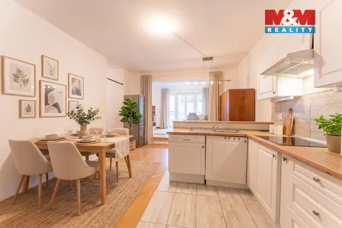 Prodej bytu 4+kk, Praha - Dejvice, České družiny, 107 m2