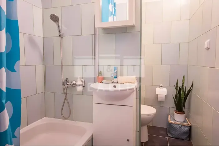 Pronájem bytu 1+kk, Hradec Králové, třída Edvarda Beneše, 32 m2