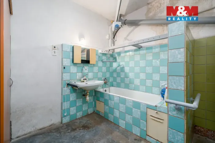 Prodej rodinného domu, Dubí - Bystřice, Dlouhá, 150 m2