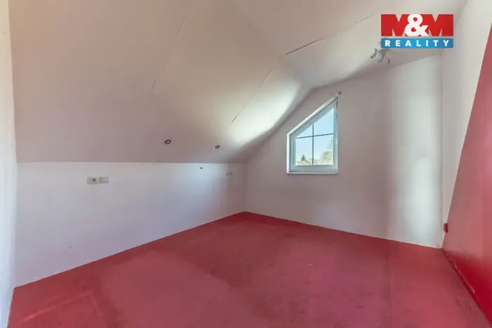 Prodej rodinného domu, Neratovice - Mlékojedy, Hlavní, 144 m2