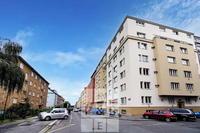 Prodej bytu 3+kk, Praha - Žižkov, Viklefova, 100 m2