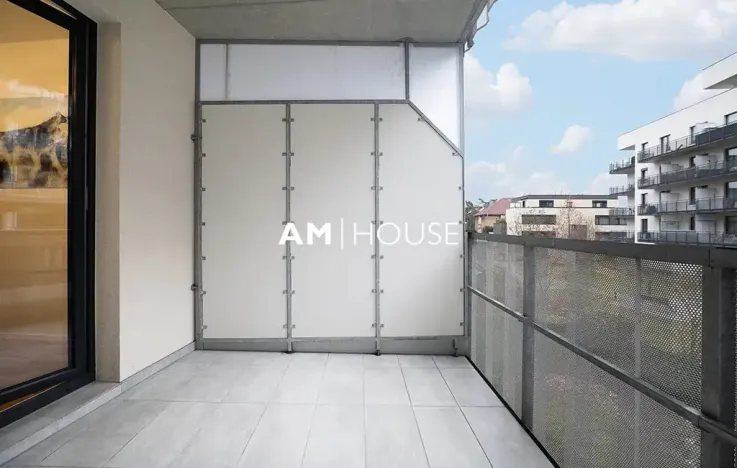 Pronájem bytu 1+kk, Praha - Strašnice, Zvěřinova, 51 m2