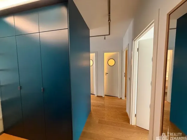 Pronájem bytu 3+kk, Praha - Bohnice, Dolákova, 74 m2