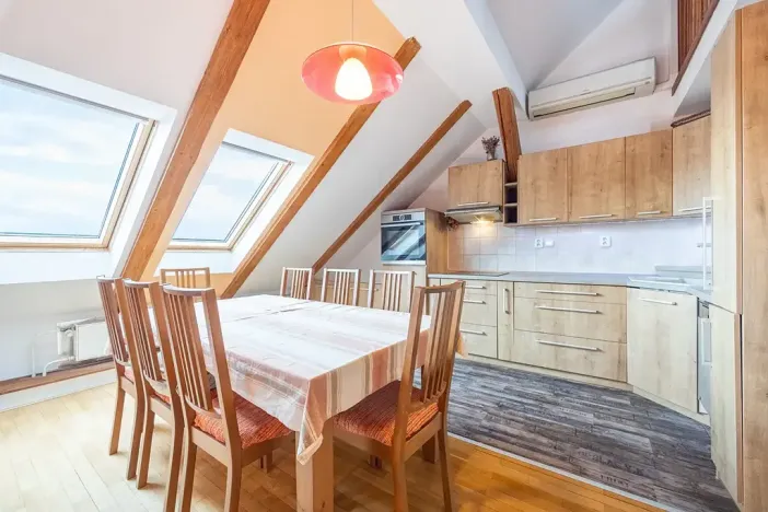 Prodej bytu 4+kk, Praha - Vršovice, Amurská, 175 m2