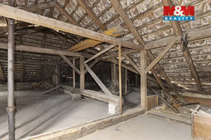 Prodej činžovního domu, Opočno, Baštecká, 970 m2