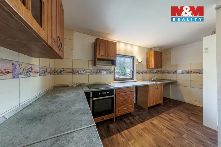 Prodej rodinného domu, Horní Blatná, Bezručova, 250 m2