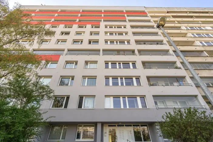 Prodej bytu 1+kk, Praha - Prosek, Vysočanská, 37 m2
