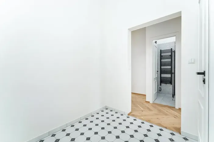 Prodej bytu 2+kk, Praha - Smíchov, Hořejší nábřeží, 47 m2