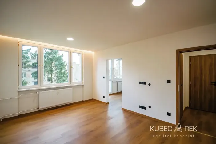 Pronájem bytu 2+1, Jindřichův Hradec, sídliště U Nádraží, 49 m2