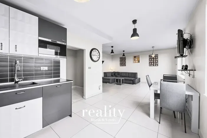 Prodej bytu 3+kk, Dyjákovice, 81 m2