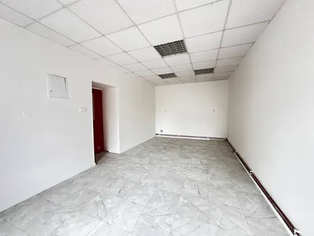 Pronájem obchodního prostoru, Nový Jičín, Dolní brána, 22 m2