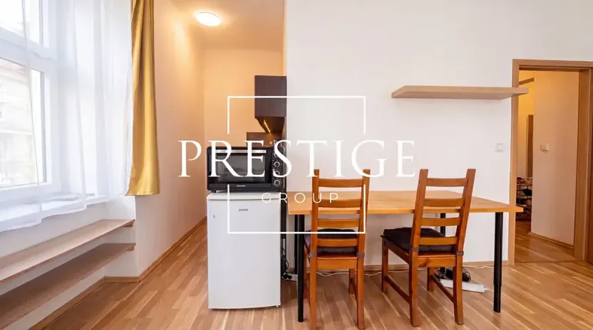 Pronájem bytu 1+kk, Praha - Holešovice, Veletržní, 40 m2