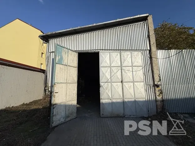 Pronájem skladu, Brno, U vlečky, 92 m2