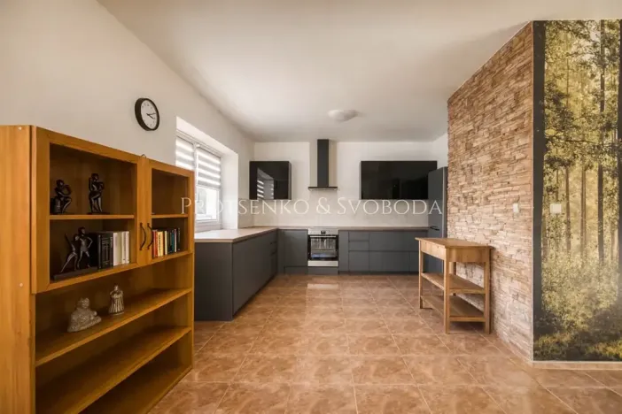 Prodej rodinného domu, Přerov nad Labem, 283 m2