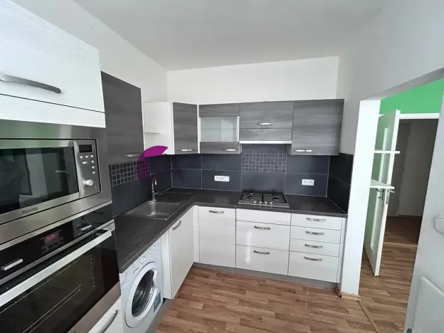 Prodej bytu 2+1, Olomouc, Stiborova, 44 m2