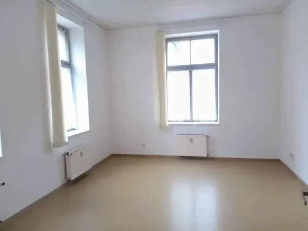 Pronájem bytu 2+kk, Karlovy Vary, Moravská, 82 m2