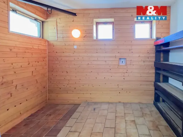 Prodej rodinného domu, Strašín, 450 m2